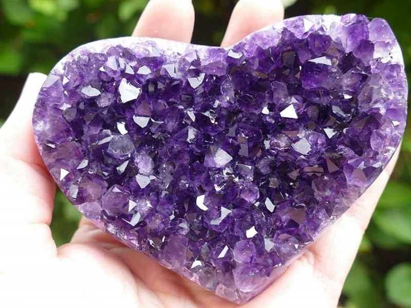 Top 5 loại đá phong thủy mang lại tài lộc cho bạn 10 Đá phong thủy đem lại may mắn và bình an.