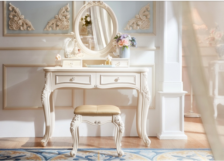 Top 5 mẫu bàn trang điểm đẹp nhất hiện nay 11 Mẫu bàn trang điểm đẹp với gam màu trắng quyến rũ
