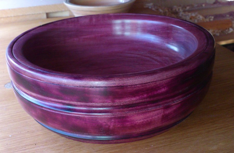 Gỗ purple heart (Gỗ trái tim màu tím) - Thuộc top 9 loại gỗ đắt nhất thế giới 22 Chậu làm bằng Gỗ Purple Heart của người Nam Phi