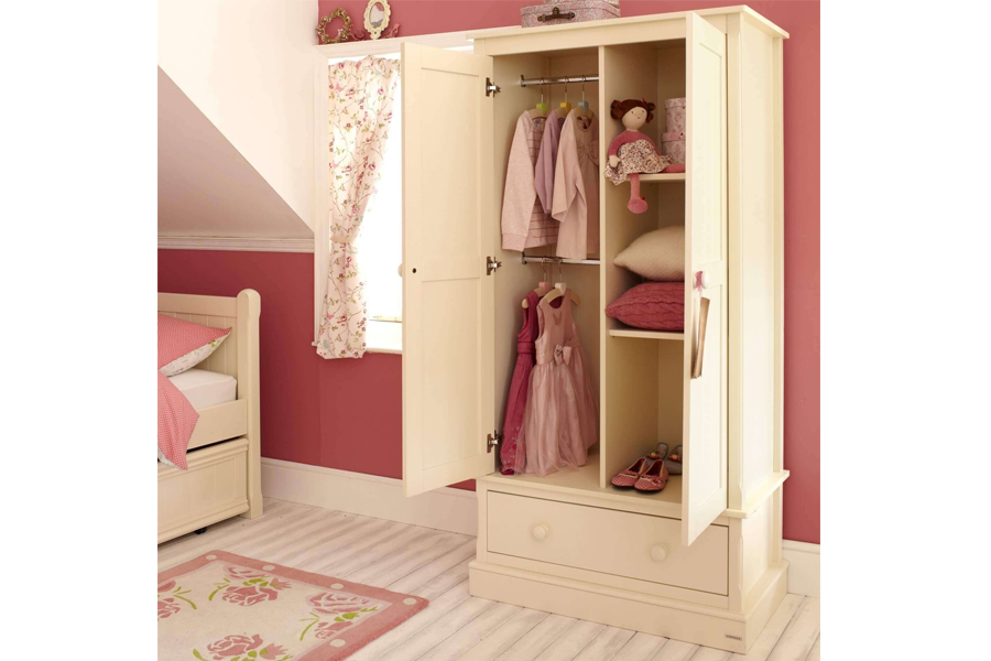 Top 20 Mẫu tủ quần áo gỗ đẹp nhất và đang được nhiều người lựa chọn 26 Tủ quần áo gỗ cho bé giúp trẻ nhỏ học được thói quen tự lập khi biết sắp xếp quần áo sao cho hợp lý nhất.