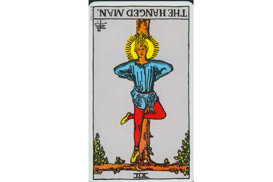 Ý nghĩa lá bài The Hanged Man trong Tarot theo chuẩn Rider Waite Smith 6 Ý nghĩa ngược của The Hanged Man