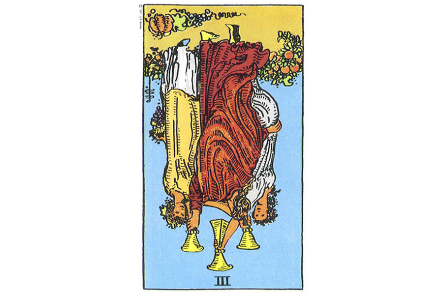 Ý nghĩa lá bài Three Of Cups trong Tarot theo chuẩn Rider Waite Smith 6 Ý nghĩa ngược của 3 of Cups