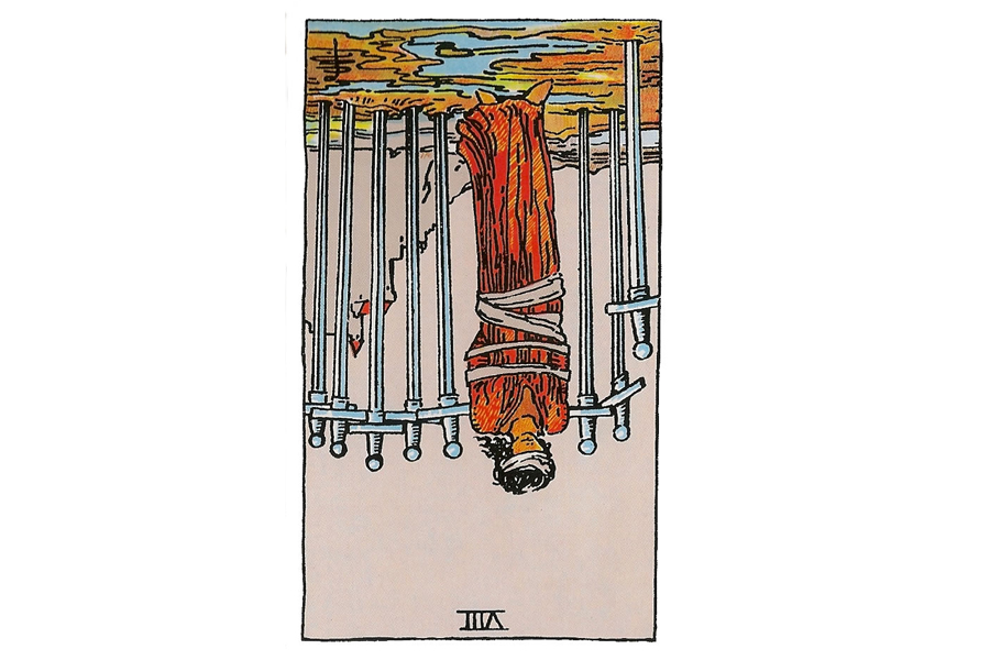 Ý nghĩa lá bài Eight Of Swords trong Tarot theo chuẩn Rider Waite Smith 6 Ý nghĩa ngược của Eight of Swords