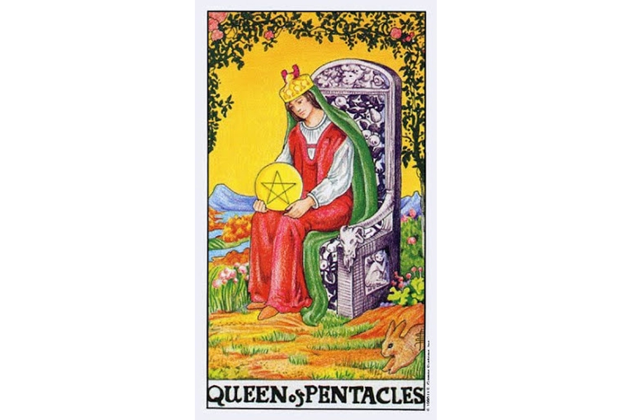 Ý nghĩa lá bài Queen Of Pentacles trong Tarot theo chuẩn Rider Waite Smith 4 Lá bài Queen Of Pentacles trong Tarot theo chuẩn Rider Waite Smith