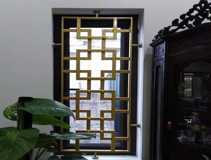 TOP 40+ mẫu cửa sổ đẹp và chất lượng nhất hiện nay ai cũng muốn sở hữu 32 Cửa sổ gỗ với chấn song gỗ hình học