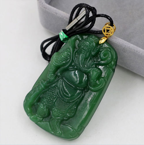 Đá thạch anh Xanh - Ý nghĩa trong phong thủy 24 Mặt dây truyền làm từ đá thạch anh xanh