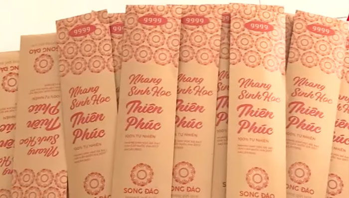 Nhang sạch là gì? Top 4 loại nhang sạch đang được ưa chuộng trên thị trường 14 Nhang sinh học làm từ lá quao mùi hương nhẹ nhàng, an toàn cho người dùng