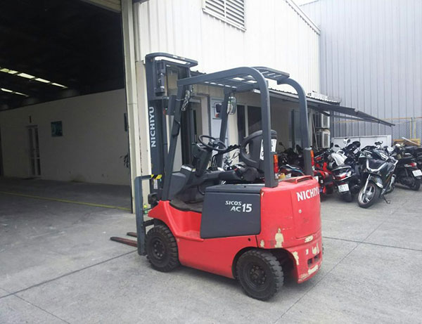 Top 5 loại xe nâng điện chất lượng tốt đáng dùng nhất hiện nay 20 Xe nâng điện của Nhật Bản Nichiyu 1.5 tấn