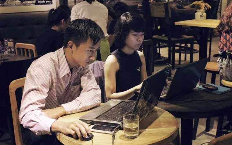 Top 5 quán cafe yên tĩnh làm việc yên và học tập tốt nhất tại TP HCM, Bạn nên biết 22 Không gian làm việc tại quán cafe Windmills