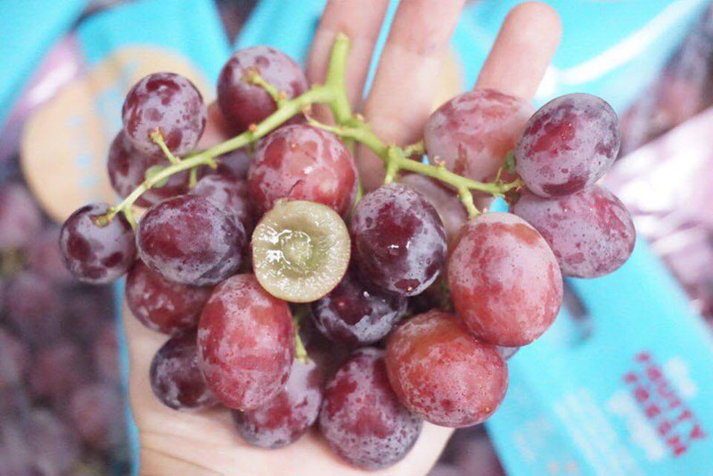 Nho kẹo đỏ (Candy) Mỹ là gì? Tại sao lại hot như vậy? 7 Bên trong quả nho kẹo