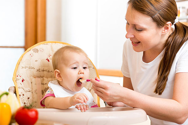 Trẻ Biếng Ăn Phải Làm Sao? Mách mẹ 11 Bí Quyết đơn giản giúp bé hết biếng ăn 22 Trẻ Biếng Ăn Phải Làm Sao? Luôn kiên nhẫn với bé khi thử món ăn mới