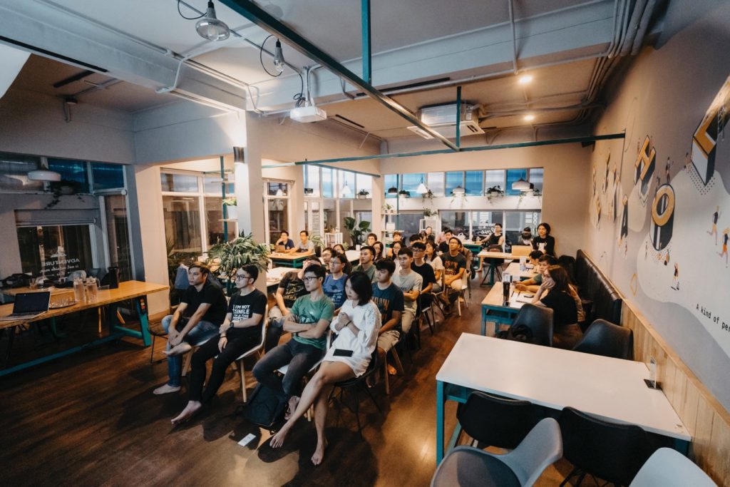 Top 5 quán cafe yên tĩnh làm việc yên và học tập tốt nhất tại TP HCM, Bạn nên biết 19 Top 5 quán cafe yên tĩnh làm việc yên và học tập tốt nhất tại TP HCM, Bạn nên biết 11