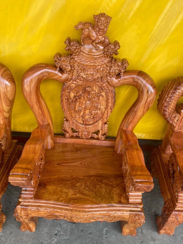 TOP 10+ Bộ bàn ghế gỗ hương đá tay 12 đẹp và sang trọng nhất hiện nay 30 TOP 10+ Bộ bàn ghế gỗ hương đá tay 12 đẹp và sang trọng nhất hiện nay 5