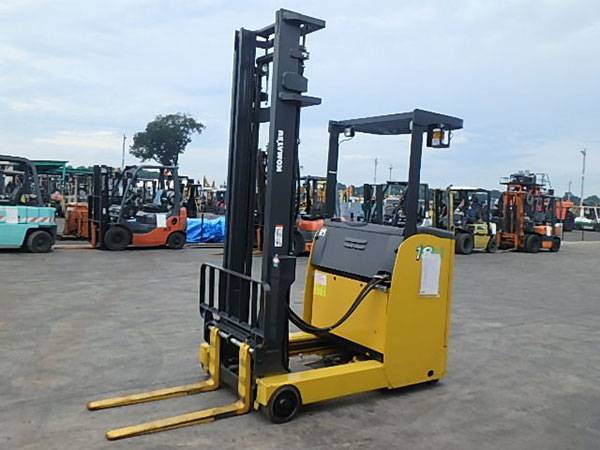 Top 10 công ty bán xe nâng điện uy tín giá rẻ tại TP HCM 18 Công ty bán xe nâng điện uy tín giá rẻ tại TP HCM