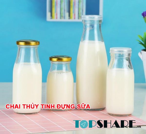 Chai thủy tinh đựng sữa