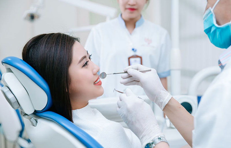 <strong>Trồng răng Implant ở đâu tốt nhất? Top 6 tiêu chí xác định địa chỉ trồng răng Implant uy tín</strong> 8 Trồng răng Implant cần được thực hiện bởi những bác sĩ có chuyên môn tốt và tay nghề cao