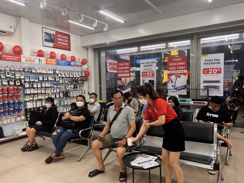 Tham khảo địa chỉ mua iPhone cũ ở đâu uy tín TP Hồ Chí Minh 8 Tham khảo địa chỉ mua iPhone cũ ở đâu uy tín TP Hồ Chí Minh 2