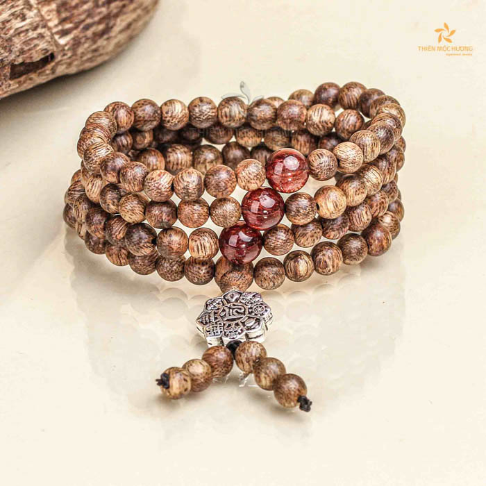 Chia sẻ cách lần tràng hạt 108 hạt chính xác nhất từ Thiên Mộc Hương 8 Chia sẻ cách lần tràng hạt 108 hạt chính xác nhất từ Thiên Mộc Hương 6
