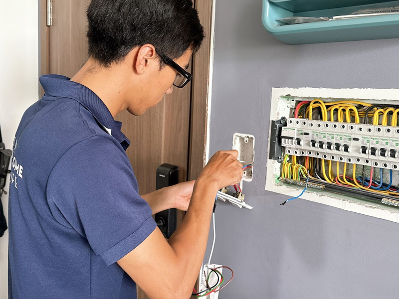 3+ Yếu tố ảnh hưởng đến giá lắp đặt nhà thông minh 6 Chế độ bảo hành, bảo trì định kỳ góp phần nâng bảng giá chung